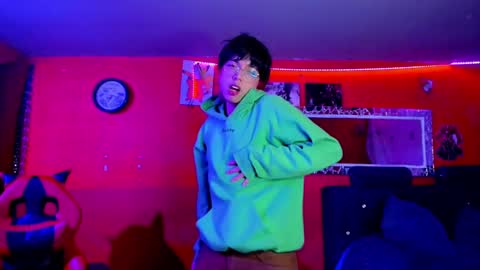 Snapshot of angellonfire chatting on March 10, 2025, 5:43 am Angel  online show from March 10, 2025, 5:43 am