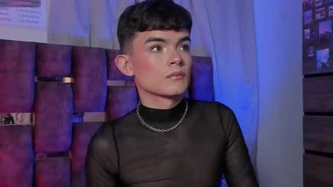 Angelo I work from home this is my room  online show from February 9, 2025, 6:11 am