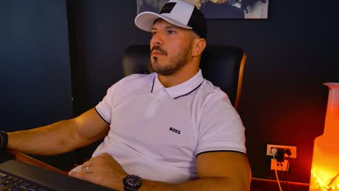 BlackWolf online show from September 19, 2025, 12:17 pm