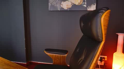 BlackWolf online show from September 27, 2025, 12:21 pm