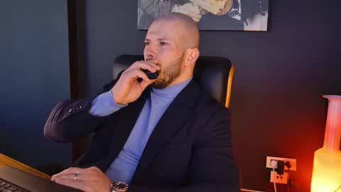 BlackWolf online show from November 24, 2025, 11:43 am