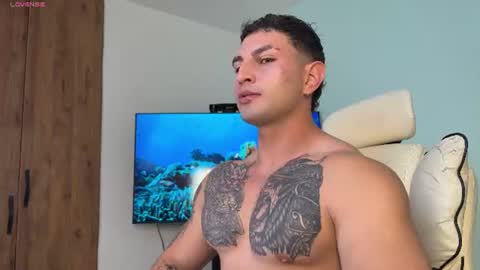 Angelo Ferro online show from July 6, 2026, 2:52 am