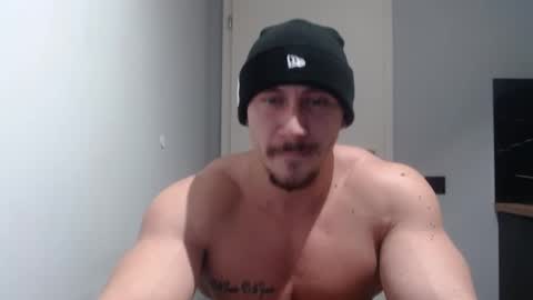  ------- SEX SHOW WITH GUYS AND GIRLS  MUSCLE SHOW online show from January 4, 2025, 7:13 pm