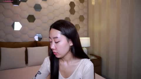 Snapshot of angelshy_ chatting on September 14, 2025, 6:01 am angelshy_ online show from September 14, 2025, 6:01 am