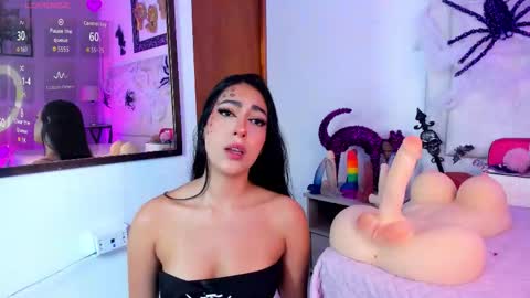 Snapshot of angelss7777 chatting on October 25, 2025, 9:20 pm Angel  online show from October 25, 2025, 9:20 pm