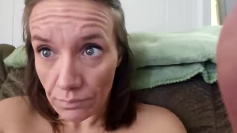 Snapshot of angelvanderpool71 chatting on January 21, 2025, 5:20 pm angelvanderpool71 online show from January 21, 2025, 5:20 pm