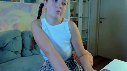 Snapshot of angely_lilly chatting on September 24, 2025, 7:55 am Lilly online show from September 24, 2025, 7:55 am