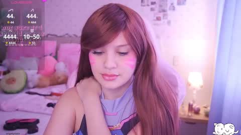 Snapshot of angelytaxx chatting on February 9, 2025, 1:46 pm Angel online show from February 9, 2025, 1:46 pm