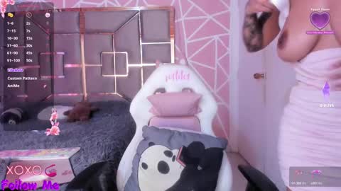 Anggi  online show from February 8, 2025, 2:38 pm