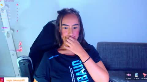 IG angie dreamgirl01 online show from February 22, 2026, 11:14 pm