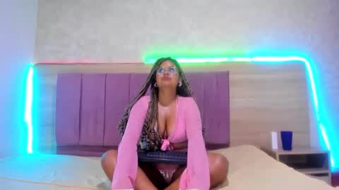 angiekatrinacm101 online show from February 19, 2026, 11:39 am