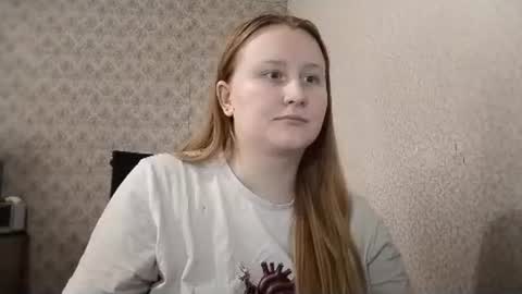 Snapshot of anika_lipps chatting on September 11, 2025, 9:42 am Anika online show from September 11, 2025, 9:42 am