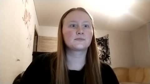 Snapshot of anika_lipps chatting on May 16, 2026, 1:02 am Anika online show from May 16, 2026, 1:02 am