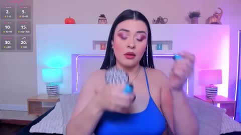 Anika Romano online show from January 19, 2026, 11:36 am