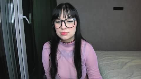 Eva online show from November 26, 2025, 2:12 am