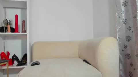 Snapshot of anisialuna_ chatting on June 25, 2026, 5:12 am Luna online show from June 25, 2026, 5:12 am