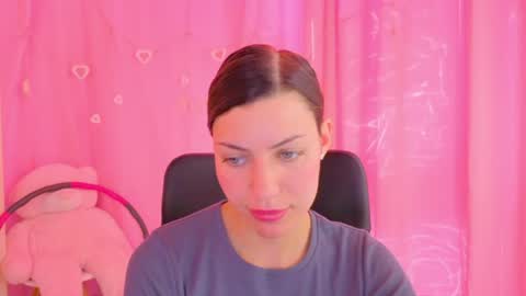 Snapshot of aniskyy chatting on May 4, 2026, 3:30 pm Anni online show from May 4, 2026, 3:30 pm