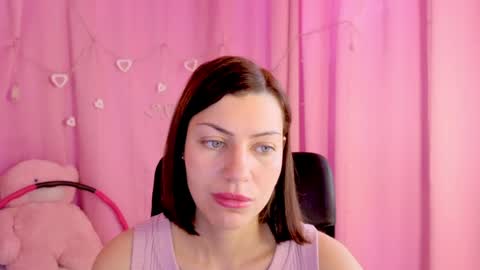 Snapshot of aniskyy chatting on May 23, 2026, 5:45 am Anni online show from May 23, 2026, 5:45 am