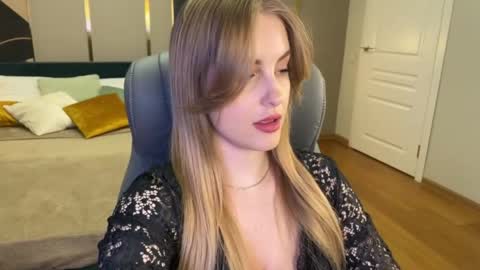 Anita online show from April 17, 2026, 1:08 am