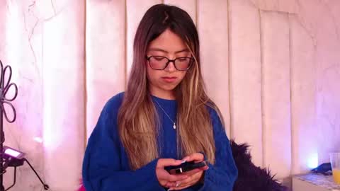 Snapshot of anittarouse chatting on June 24, 2026, 4:17 pm Anitta Rouse online show from June 24, 2026, 4:17 pm