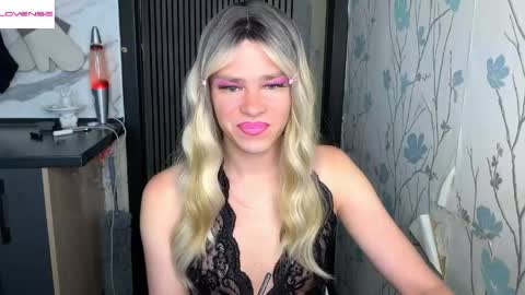 anjalin_sososok online show from May 28, 2026, 3:37 am