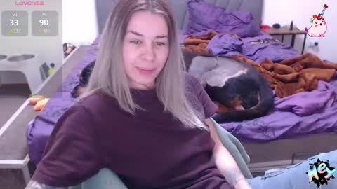 Anadirectgirl online show from April 25, 2026, 6:27 pm