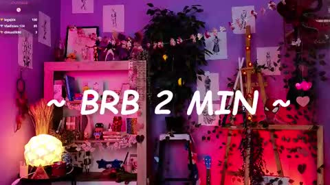 Snapshot of anna_bloom_ chatting on February 13, 2025, 7:31 pm Violett online show from February 13, 2025, 7:31 pm