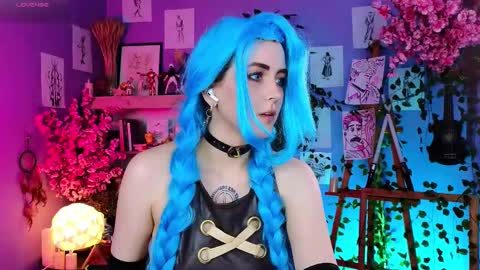 Snapshot of anna_bloom_ chatting on February 20, 2025, 4:57 pm Violett online show from February 20, 2025, 4:57 pm