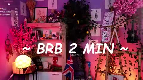 Snapshot of anna_bloom_ chatting on February 26, 2025, 7:38 pm Violett online show from February 26, 2025, 7:38 pm