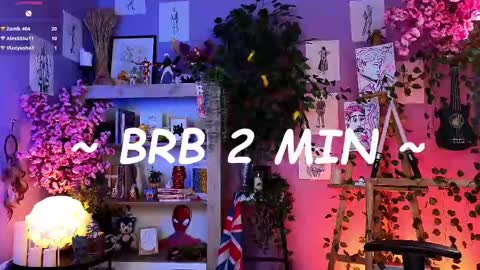 Snapshot of anna_bloom_ chatting on March 6, 2025, 6:16 pm Violett online show from March 6, 2025, 6:16 pm