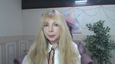 Anna Ditrih online show from January 22, 2025, 12:27 pm