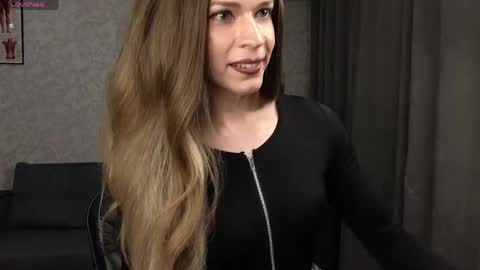 Snapshot of anna_inheart chatting on May 5, 2026, 7:11 pm Anna online show from May 5, 2026, 7:11 pm