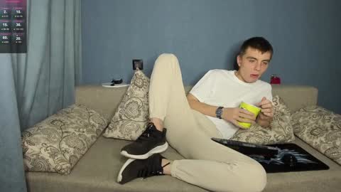 Snapshot of anna_jason chatting on December 29, 2024, 4:08 pm Fansly Jason sweet ass online show from December 29, 2024, 4:08 pm