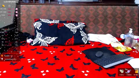 Snapshot of anna_lwice chatting on September 8, 2025, 8:52 pm Ana   online show from September 8, 2025, 8:52 pm