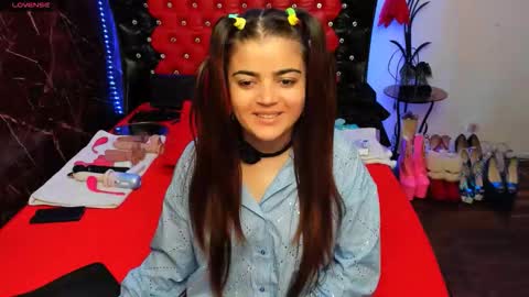 Snapshot of anna_lwice chatting on September 29, 2025, 1:33 am Ana   online show from September 29, 2025, 1:33 am