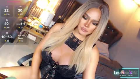 Snapshot of anna_mclaine chatting on May 31, 2026, 10:55 pm Miss Anna online show from May 31, 2026, 10:55 pm