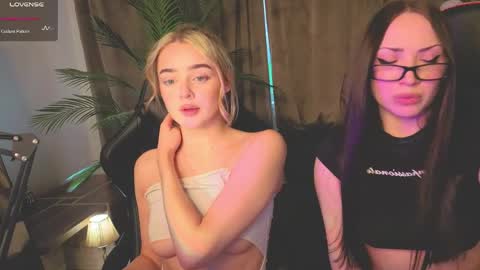 Anna online show from April 3, 2026, 1:42 pm