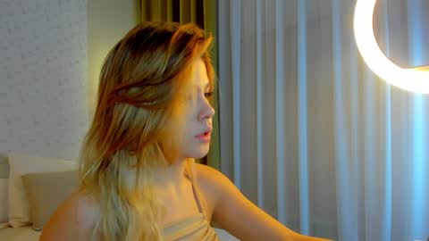 Anna online show from January 9, 2025, 1:18 am