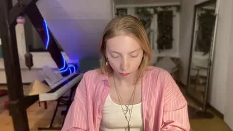 Anna Darko online show from July 12, 2026, 8:55 pm