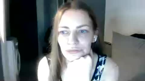 Snapshot of annadiamond1 chatting on July 12, 2026, 8:55 pm annadiamond1 online show from July 12, 2026, 8:55 pm