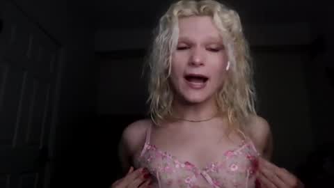 AnnaMarrie online show from March 25, 2026, 11:49 am