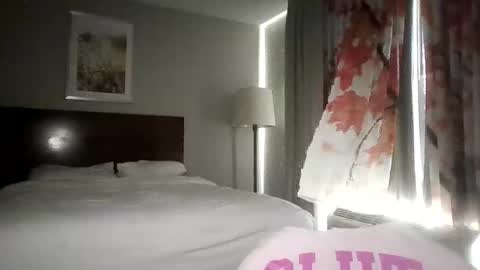 AnnaMarrie online show from April 18, 2026, 7:58 pm