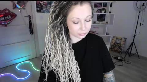 Anna online show from March 6, 2026, 7:21 pm