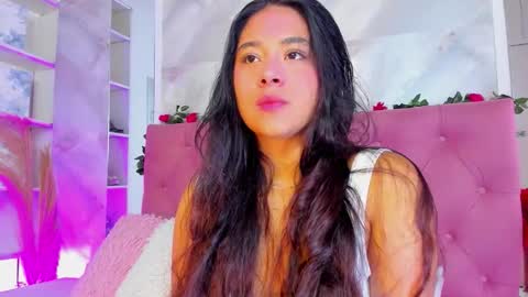 Anna online show from November 17, 2025, 3:18 pm