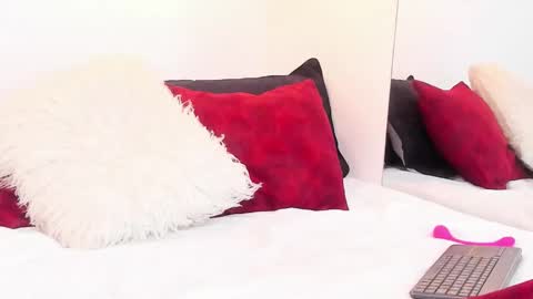 Anna Rosse online show from March 20, 2026, 12:54 pm