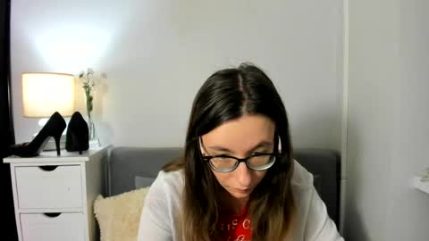 Anna online show from July 28, 2026, 7:39 pm