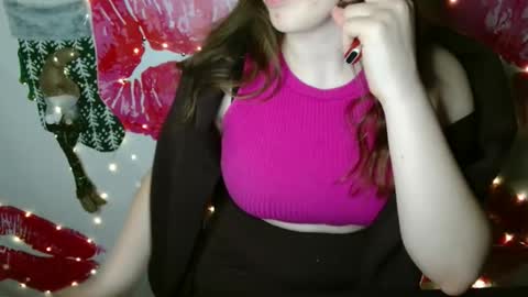 Bella online show from November 1, 2025, 7:27 pm