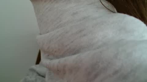 Bella online show from April 5, 2026, 9:06 am