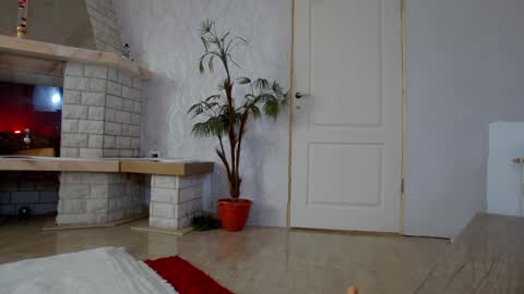 anne_blueeyes online show from January 30, 2025, 1:21 pm