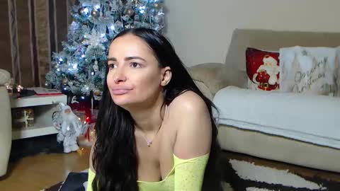 annesins online show from November 30, 2025, 3:05 pm